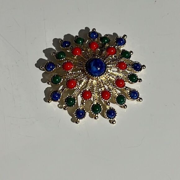 Vintage Gold Tone Sarah Coventry Brooch with Blue, Green, and Red Decoration - Picture 1 of 8